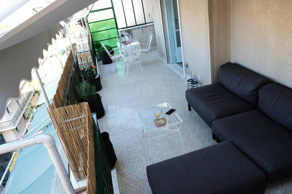 The Captains Flat On The Roof Athena Bagian luar foto